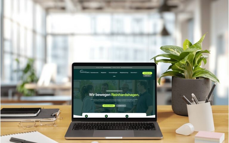 Gewerbeverein Reinhardshagen e.V.: die Website auf einem Bildschirm am Arbeitsplatz